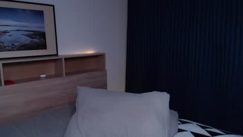 Snapshot of alfie_evanss chatting on December 11, 11:43 pm Alfie online show from December 11, 11:43 pm