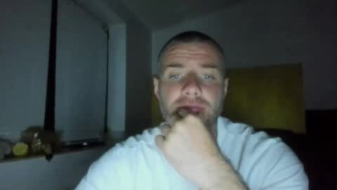 alfiesolomons87 online show from April 27, 7:19 pm