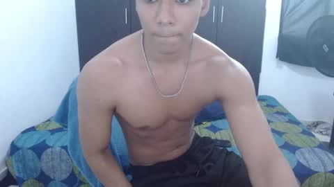 alfred_cantillo online show from February 1, 9:13 pm