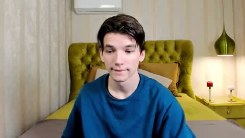 Snapshot of alfred_joness chatting on September 26, 6:44 am Alfred online show from September 26, 6:44 am