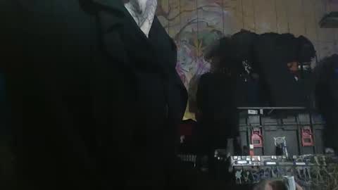 noire13 online show from March 1, 8:36 am