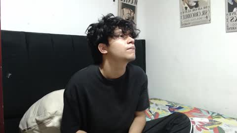 alice online show from March 27, 1:43 am