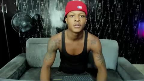 Snapshot of alid_17 chatting on October 18, 7:02 am Alid 17 online show from October 18, 7:02 am