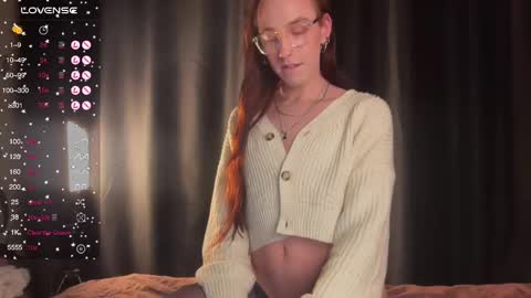 Snapshot of alina_flow chatting on February 20, 9:42 pm Alexa online show from February 20, 9:42 pm