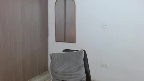 alix online show from March 6, 10:40 pm