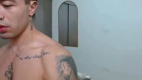 alix online show from March 12, 11:23 pm