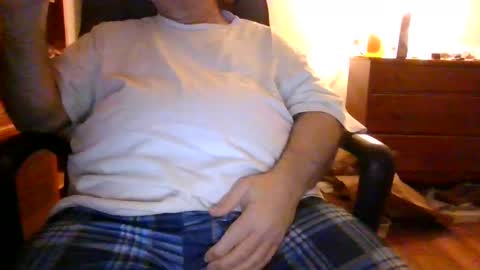 Snapshot of allanastar chatting on February 17, 11:09 pm AllanaStar online show from February 17, 11:09 pm