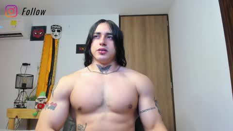 independent model 3 online show from January 20, 9:32 pm