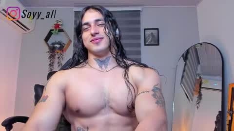 independent model 3 online show from May 8, 4:13 am