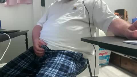 Allergictolove online show from March 15, 10:05 pm