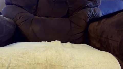 allo00 online show from April 19, 6:10 pm