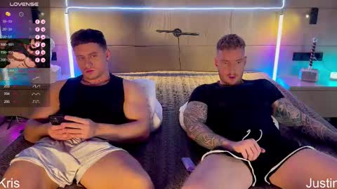 Snapshot of alltimehorny19 chatting on October 23, 9:51 pm Justin online show from October 23, 9:51 pm