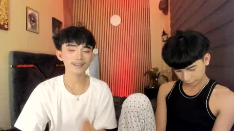 kim and josh online show from October 24, 8:16 am