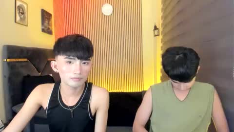 Snapshot of alluring_alpha chatting on September 12, 5:13 pm kim and josh online show from September 12, 5:13 pm