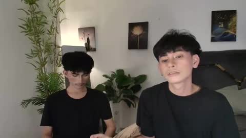 kim and josh online show from March 13, 8:33 am