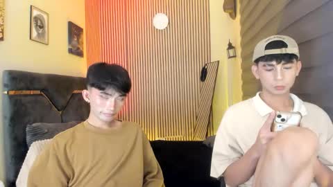 Snapshot of alluring_alpha chatting on September 15, 12:17 pm kim and josh online show from September 15, 12:17 pm