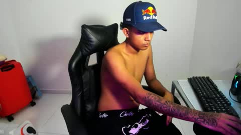 alluringangel0 online show from November 11, 3:22 am