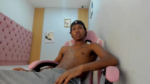 alluringangel01 online show from November 19, 2:00 am