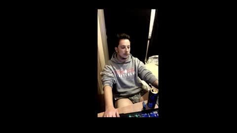 Snapshot of alolanmonke chatting on October 11, 11:42 pm alolanmonke online show from October 11, 11:42 pm