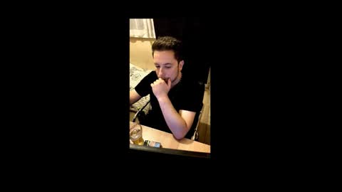 Snapshot of alolanmonke chatting on October 6, 7:40 pm alolanmonke online show from October 6, 7:40 pm