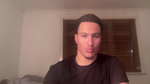 alonzo_12 online show from February 3, 8:35 pm