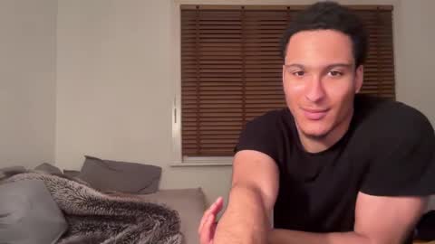 alonzo_12 online show from February 14, 6:40 pm