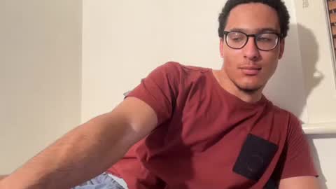alonzo_12 online show from March 3, 9:56 pm