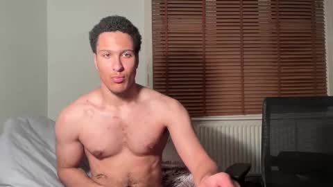alonzo_12 online show from February 25, 6:31 pm