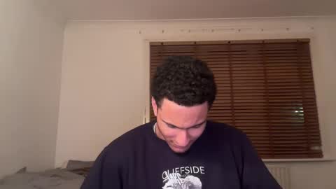 alonzo_12 online show from February 7, 8:31 pm
