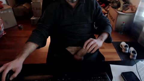 alpha_124 online show from December 22, 9:11 am