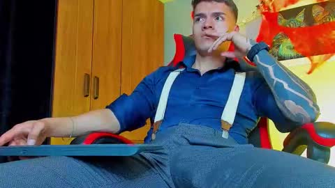 Snapshot of alpha_dominus_ chatting on October 22, 5:11 am alpha_dominus_ online show from October 22, 5:11 am