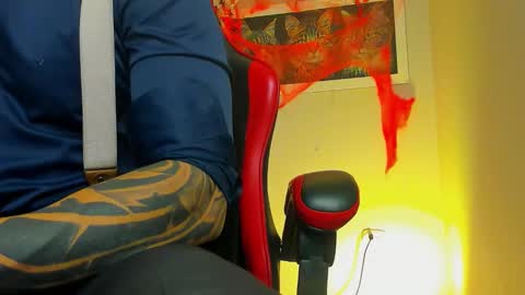 Snapshot of alpha_dominus_ chatting on November 2, 4:39 am alpha_dominus_ online show from November 2, 4:39 am