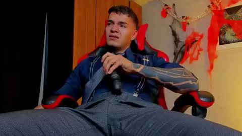 Snapshot of alpha_dominus_ chatting on October 23, 5:22 am alpha_dominus_ online show from October 23, 5:22 am