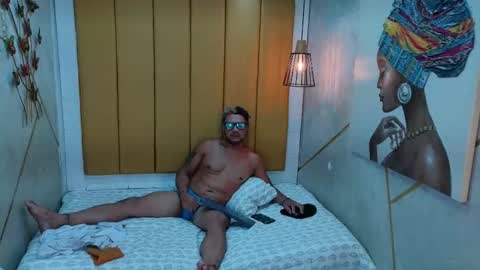 Alpha online show from October 24, 1:51 am