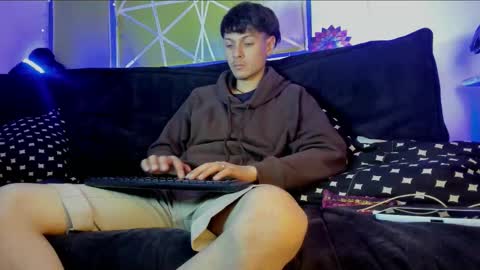 Dioniso online show from February 25, 7:48 pm