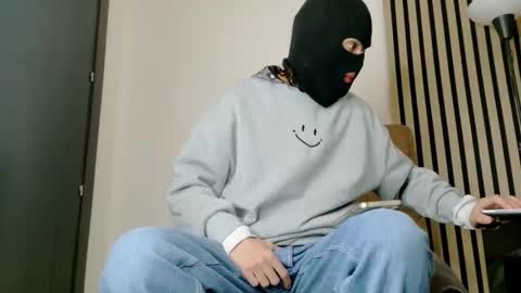 alphafindomhot online show from December 21, 7:55 pm