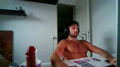 alphah_hunk online show from May 11, 6:27 pm