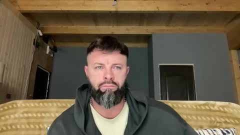 Jhonny online show from November 1, 4:05 am