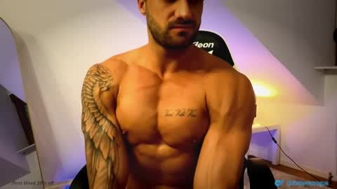 alphastud25 online show from May 4, 12:18 pm