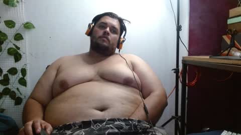 Snapshot of altairstudiosboy chatting on February 2, 12:51 am Jhosep online show from February 2, 12:51 am