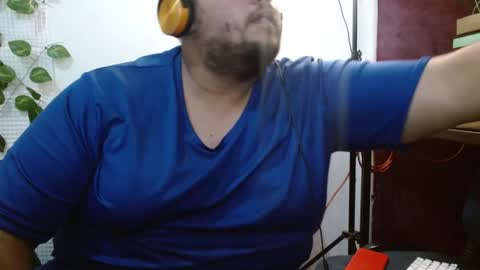 Snapshot of altairstudiosboy chatting on February 2, 1:19 pm Jhosep online show from February 2, 1:19 pm