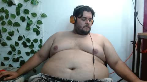 Snapshot of altairstudiosboy chatting on February 9, 1:12 am Jhosep online show from February 9, 1:12 am