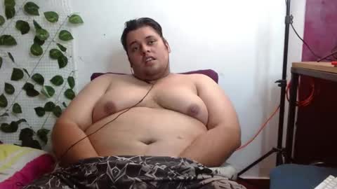 Snapshot of altairstudiosboy chatting on February 19, 3:05 pm Jhosep online show from February 19, 3:05 pm