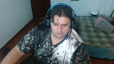 Snapshot of altairstudiosboy chatting on December 3, 2:01 am Jhosep online show from December 3, 2:01 am