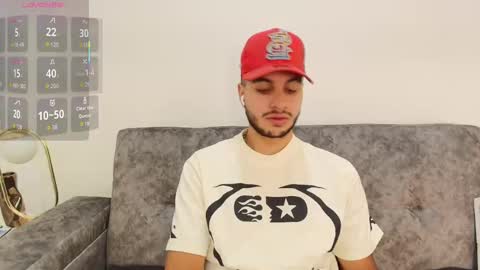 Snapshot of amadeo_wild chatting on September 27, 2:59 pm Amadeo Wild online show from September 27, 2:59 pm