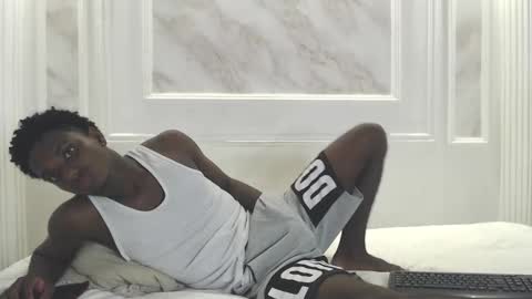 Amare online show from October 24, 8:54 pm