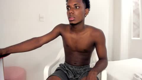 Amare online show from October 18, 8:14 pm