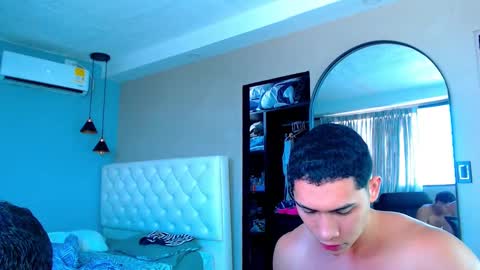 lian dante and mask online show from January 19, 1:12 pm