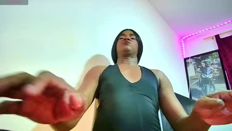 ambargil__ online show from February 21, 6:04 pm
