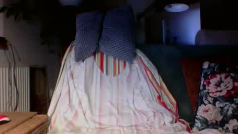 Snapshot of amberr11 chatting on September 14, 10:23 pm Amberr11 online show from September 14, 10:23 pm